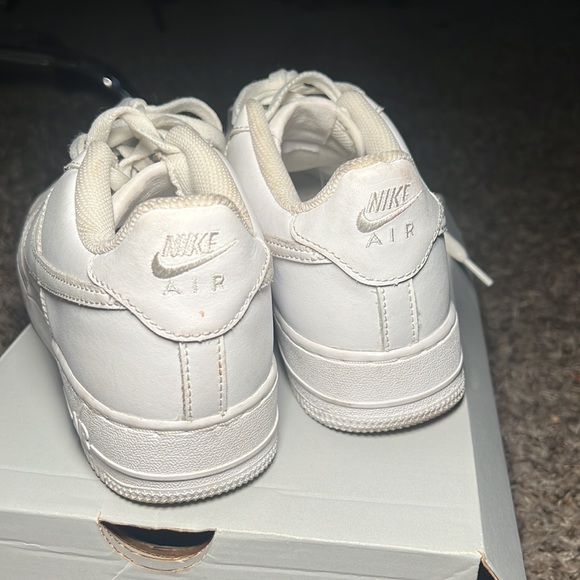 Air Force 1 - Picture 3 of 5